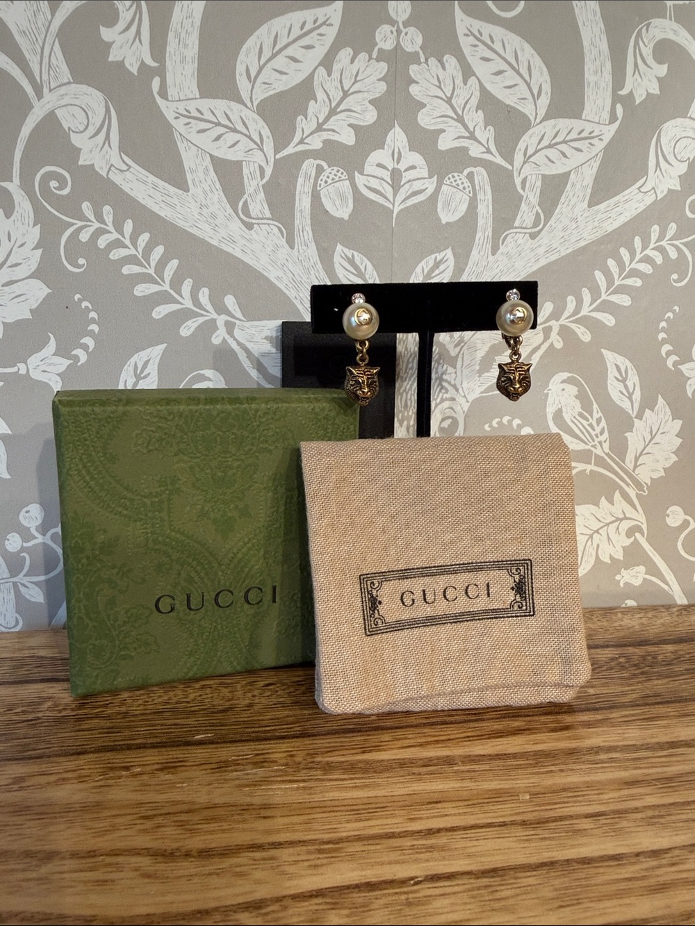 Gucci Rajah Gold Tone Pearl Clip Earrings NIB!!